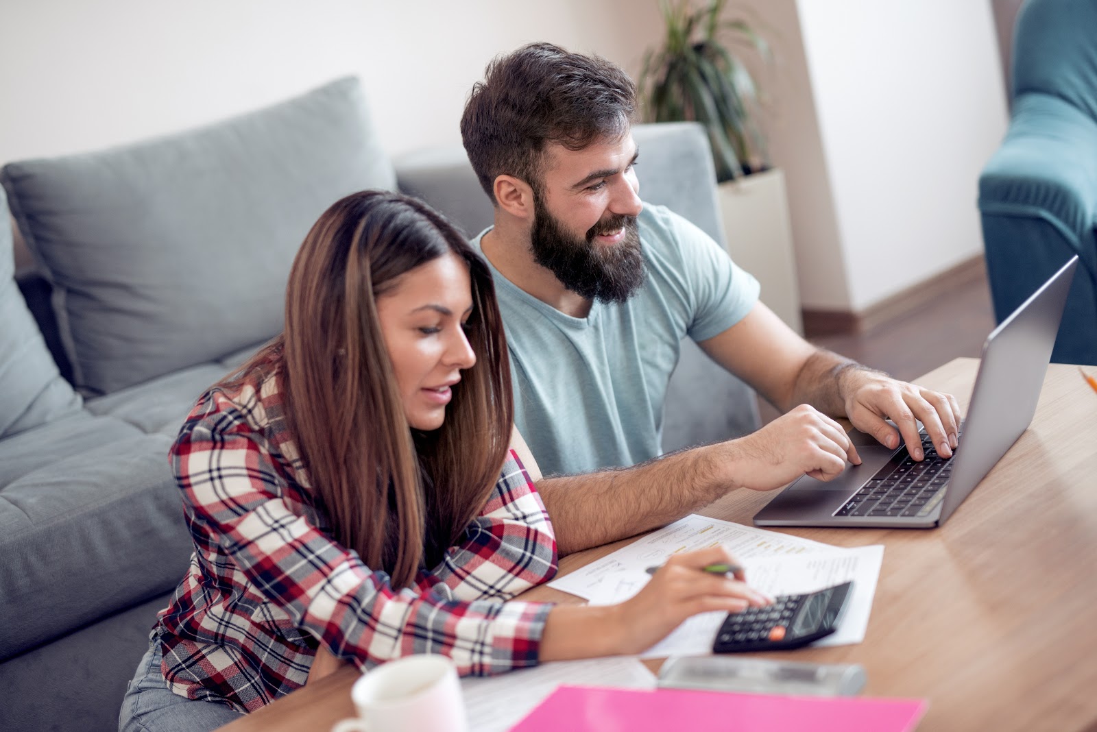 Debt Consolidation vs Bankruptcy: Choosing the Best Option for Easy Debt Settlement in Canada